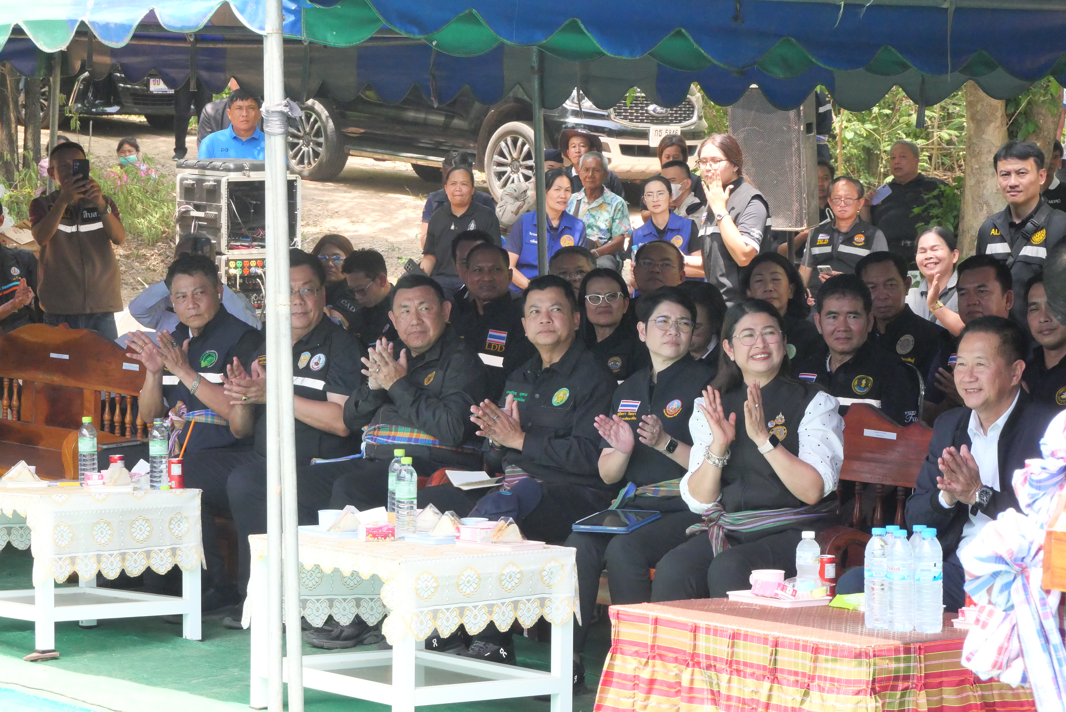 title - ส.ป.ก. ติดตามรัฐมนตรีช่วยว่าการกระทรวงเกษตรและสหกรณ์ (นายวัชระพล ขาวขำ) พร้อมคณะ ลงพื้นที่ตรวจราชการในพื้นที่จังหวัดกาฬสินธุ์ (จุดที่ 1) 